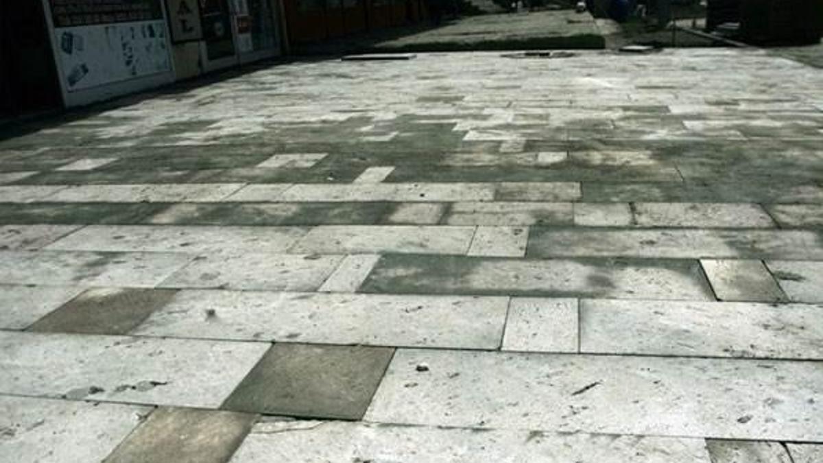 Kaldırım çalışmaları devam ediyor