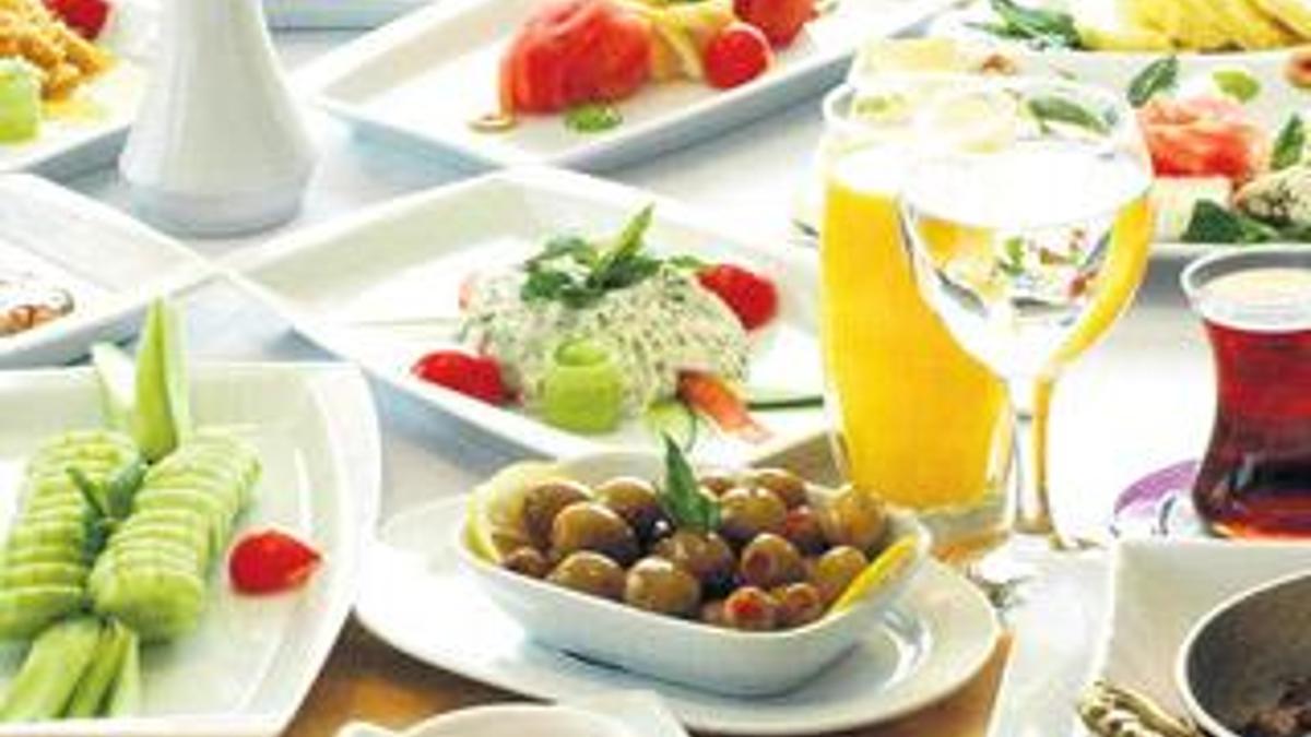 Güne mutlu başlangıç nedeni kahvaltı...