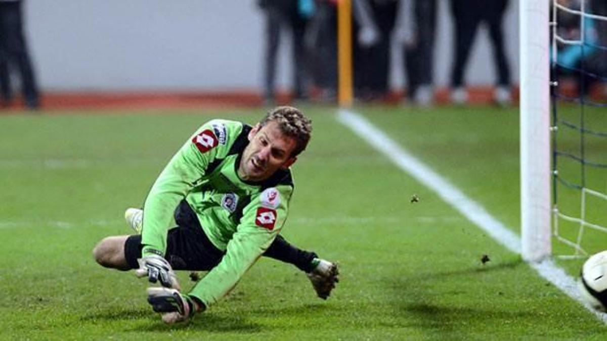 Yılın kalecisi seçildi
