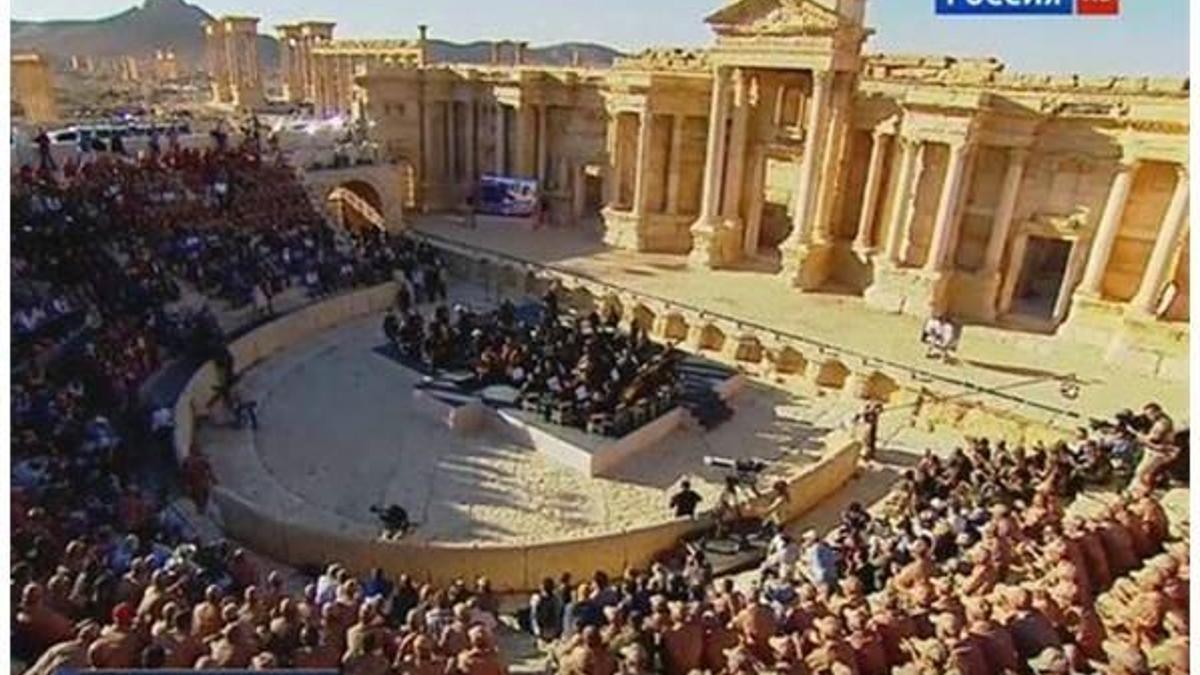 IŞİD'in elinden alınan Palmira Antik Kenti'nde klasik müzik konseri