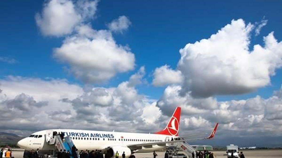 Davutoğlu'nun Bosna ziyaretinde dikkat çeken detay