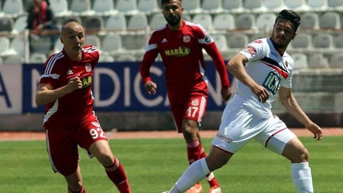 Sivasspor umut tazeledi!