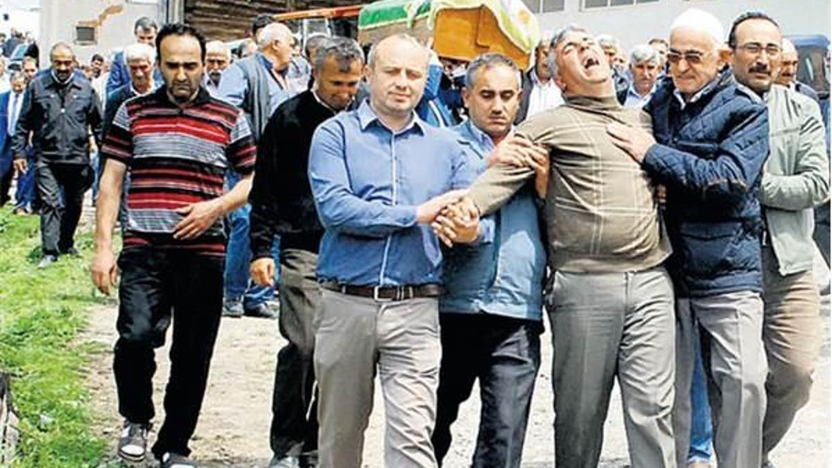‘Kızım benim, beni bırakıp nereye’