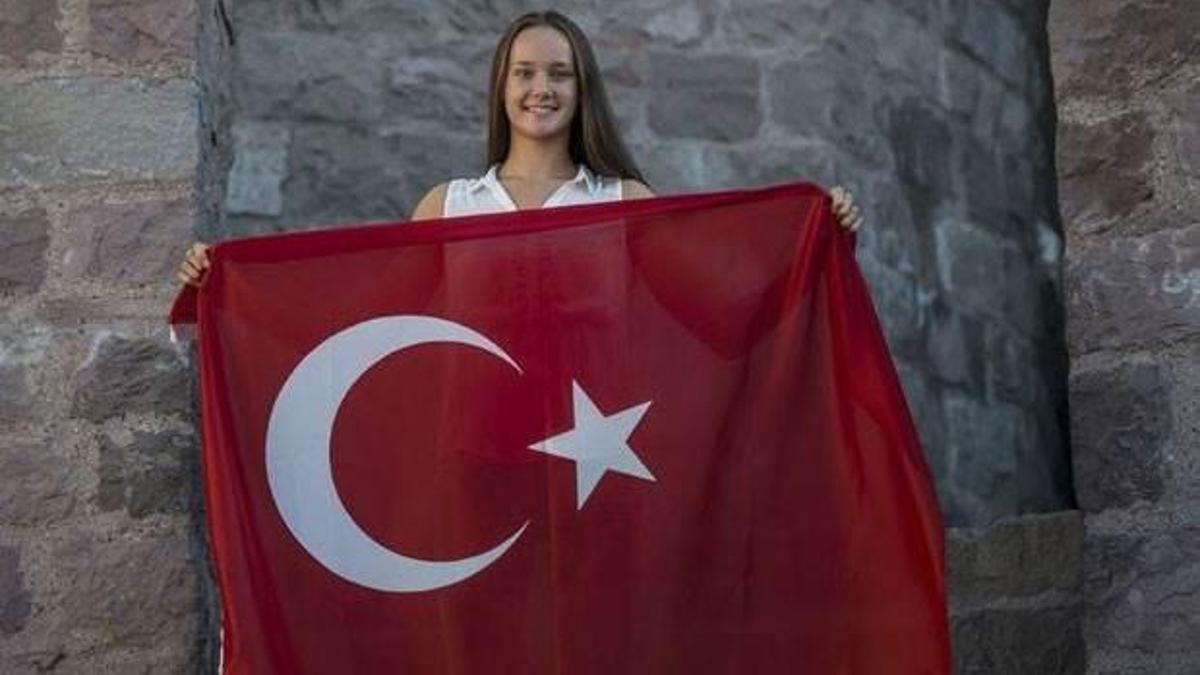 Avrupa'ya 22 yüzücü gidiyor