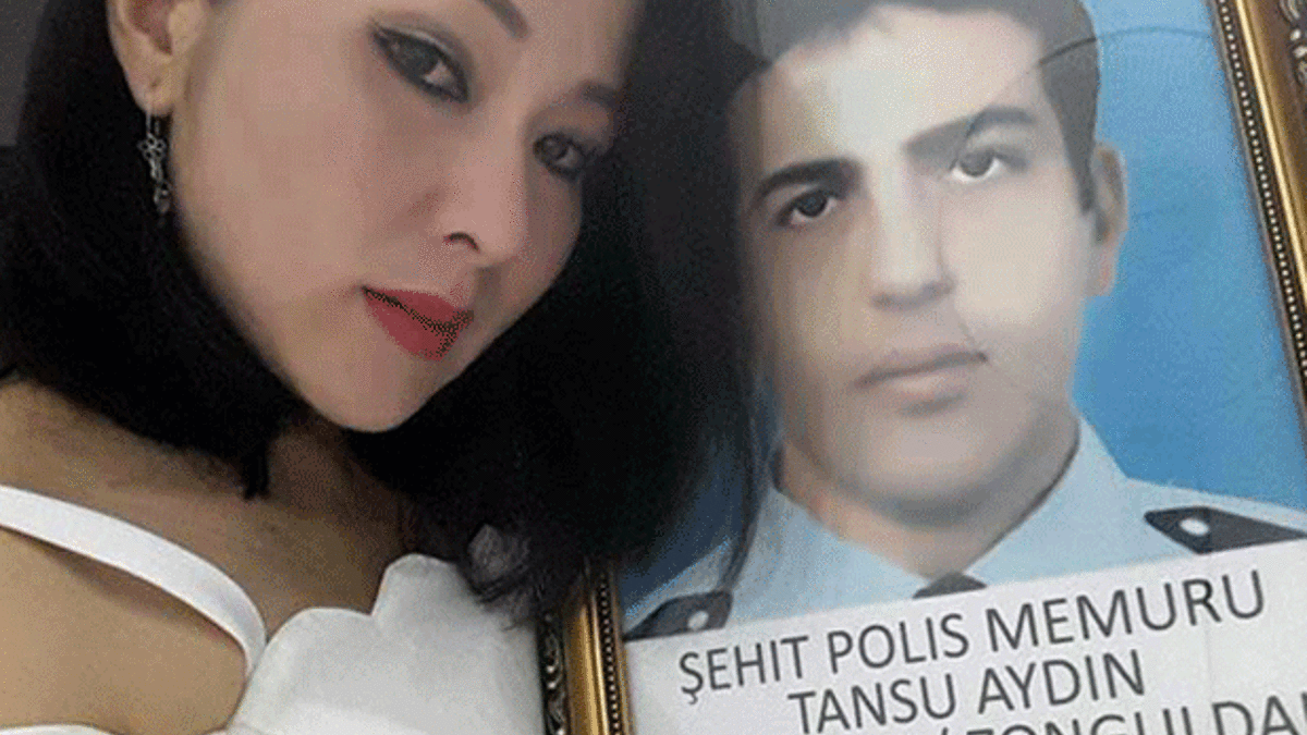 Şehidin Vietnamlı eşi evililik yıldönümlerinde gelinlik giydi