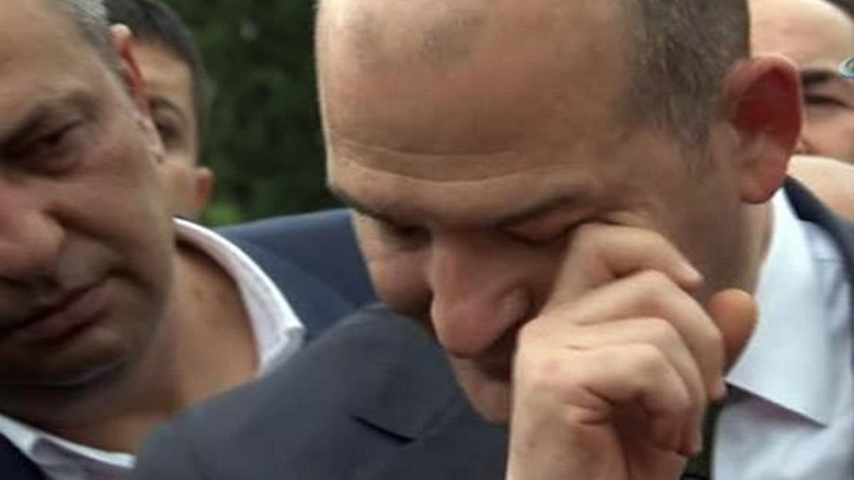 Bakan Soylu, gözyaşlarına hakim olamadı