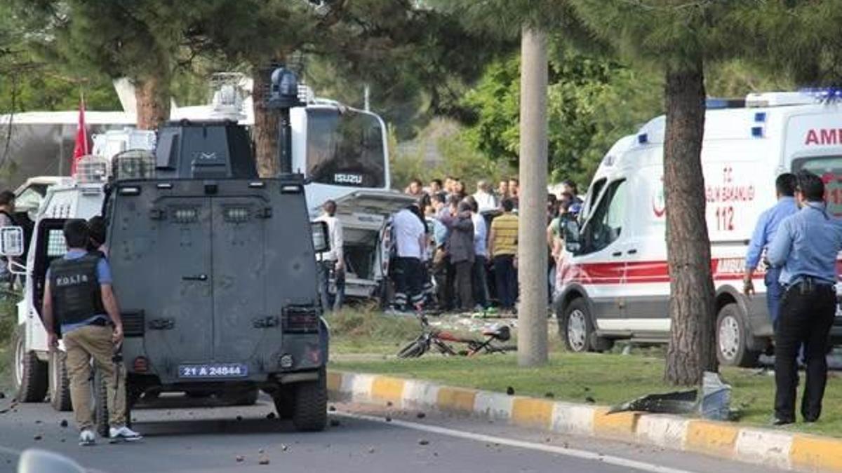 Diyarbakır'daki saldırıda ölenlerin kimlikleri belirlendi
