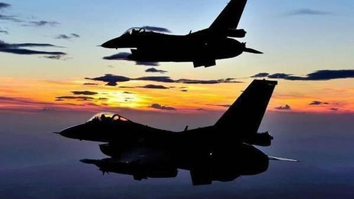 Hollanda savaş uçakları DAEŞ hedeflerini 4 kez bombaladı
