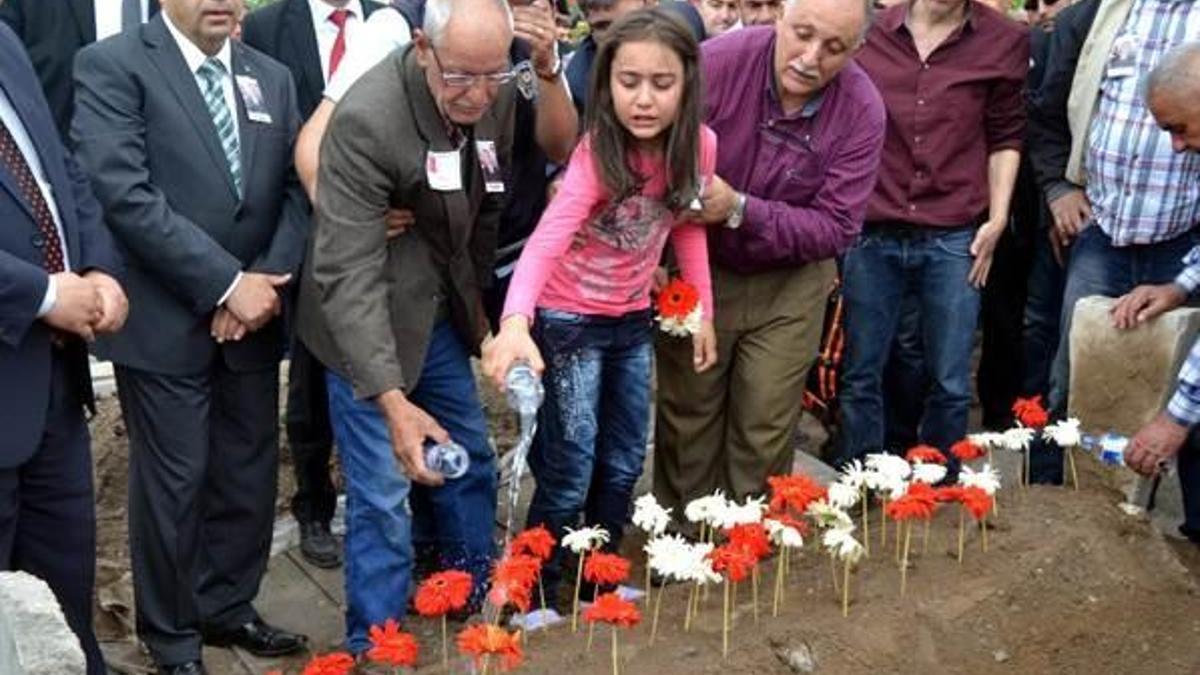 Şehidin kızının feryadı yürekleri dağladı
