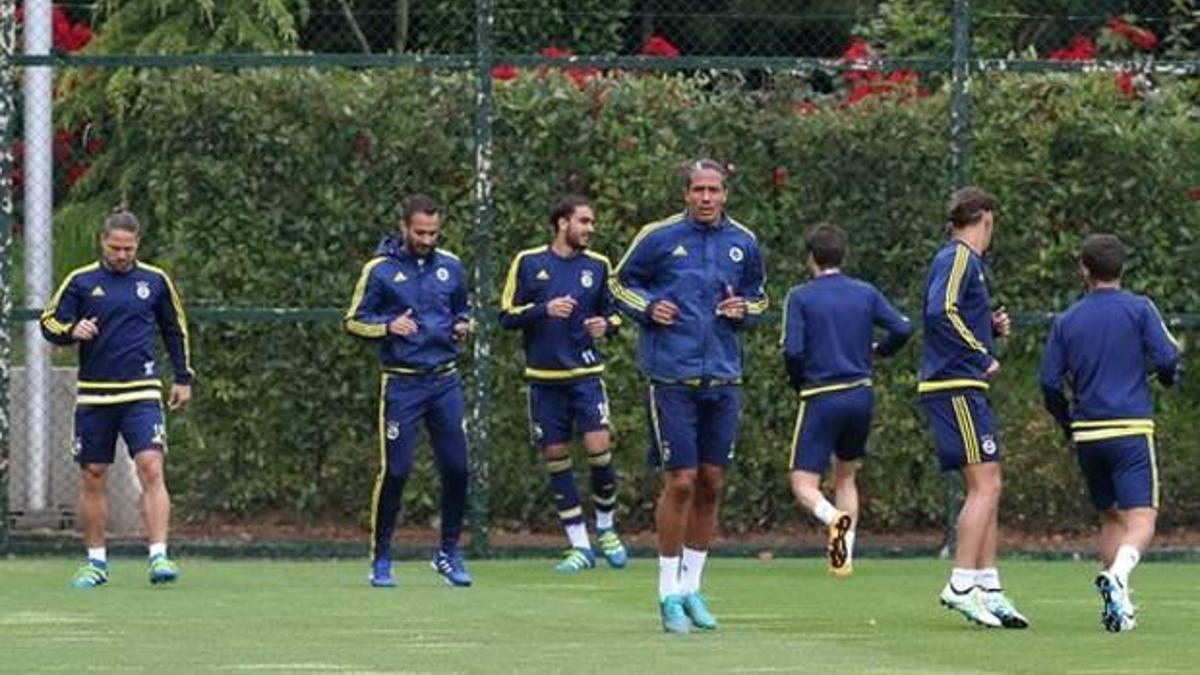 F.Bahçe’de Alves sürprizi