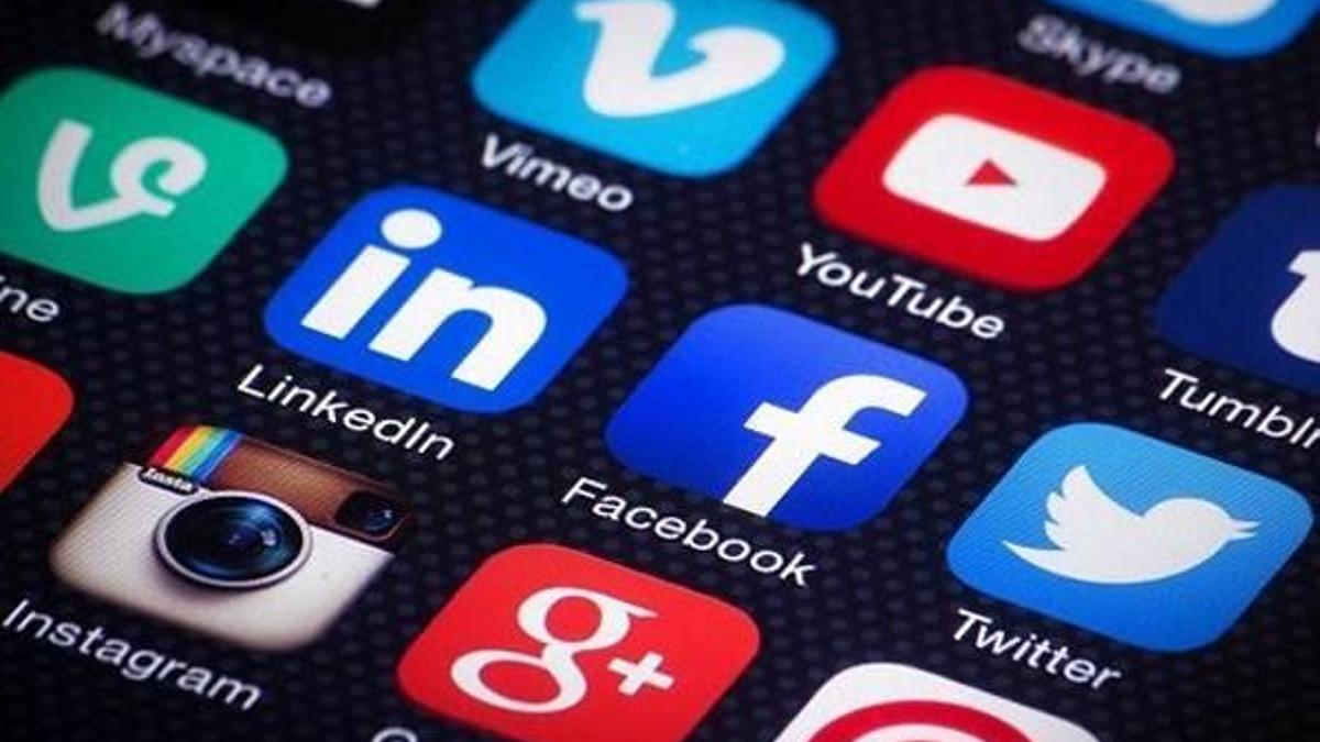 Sosyal medya akıl sağlığını nasıl etkiliyor? Facebook haseti nedir?