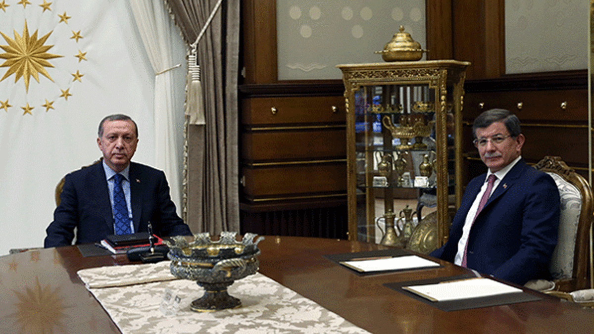 Davutoğlu'ndan Erdoğan'a veda ziyareti