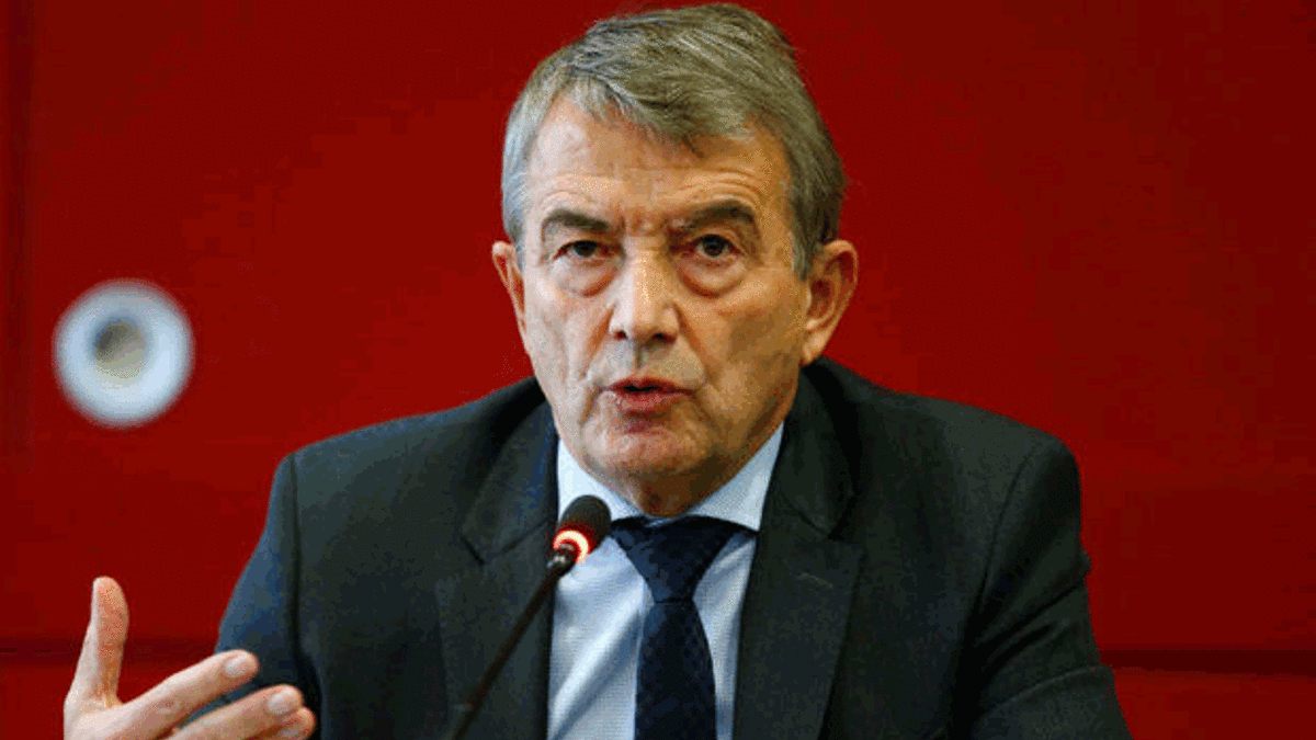FIFA'dan Niersbach'a 2 yıl men talebi