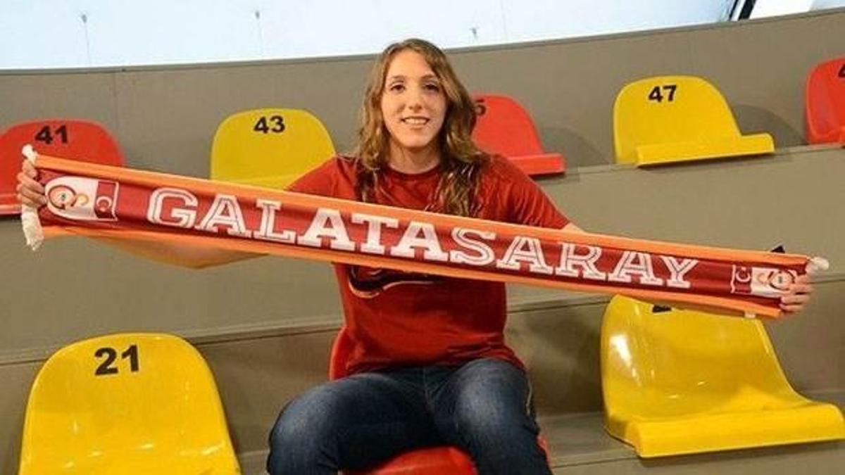 Aslı Kalaç 2 yıl daha Galatasaray'da