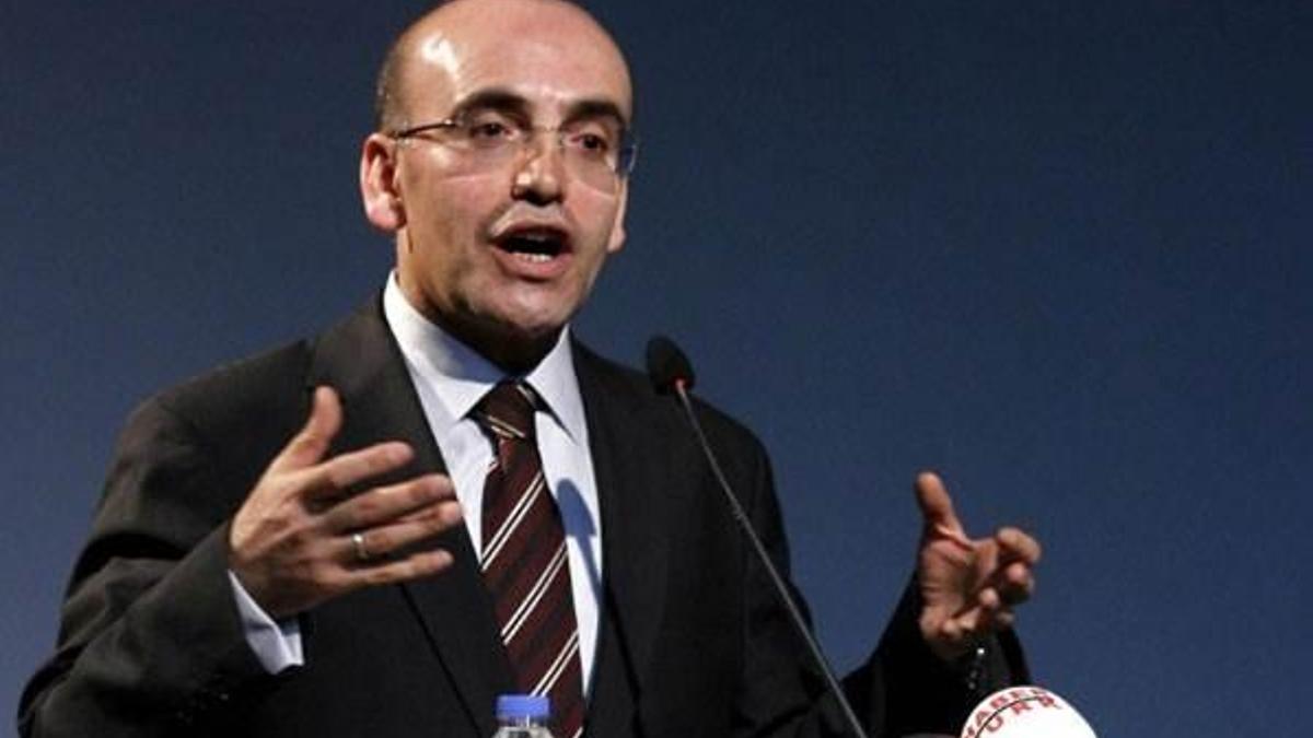 Mehmet Şimşek kimdir?