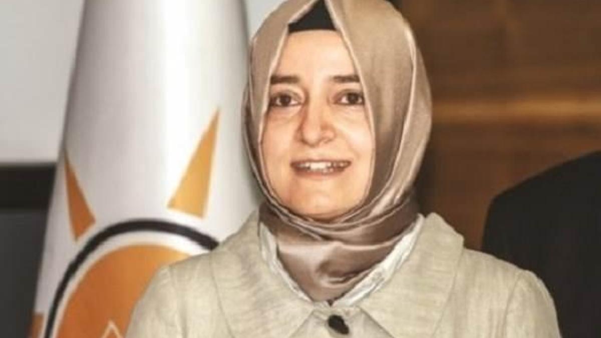 Fatma Betül Sayan Kaya kimdir?