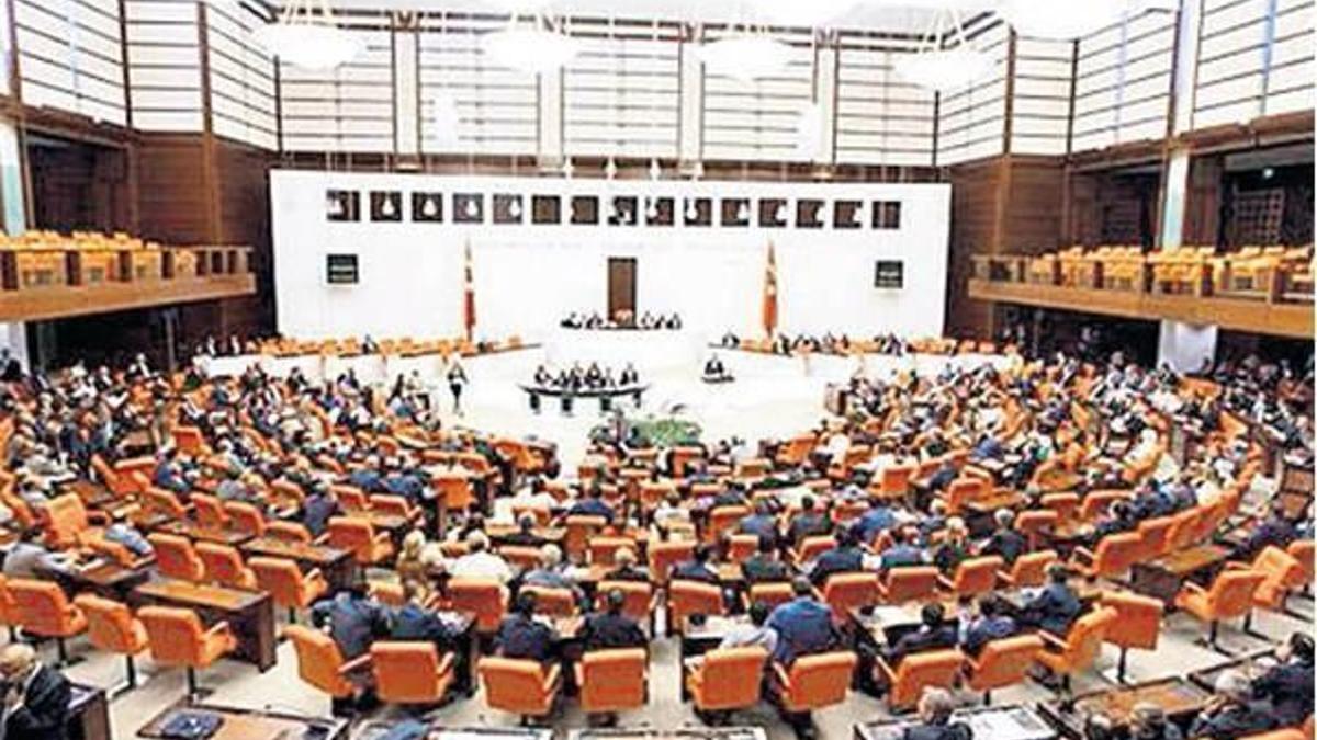 Partili cumhurbaşkanı ‘karşı imzalı’ sorumluluk