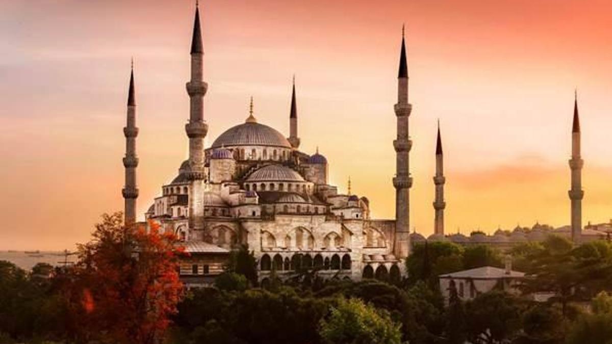 İstanbul'da ilk iftar saat kaçta açılacak? İl İl İftar vakitleri!