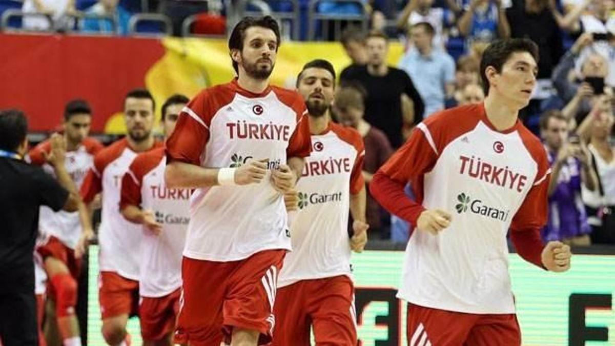 12 Dev Adam Antalya'da