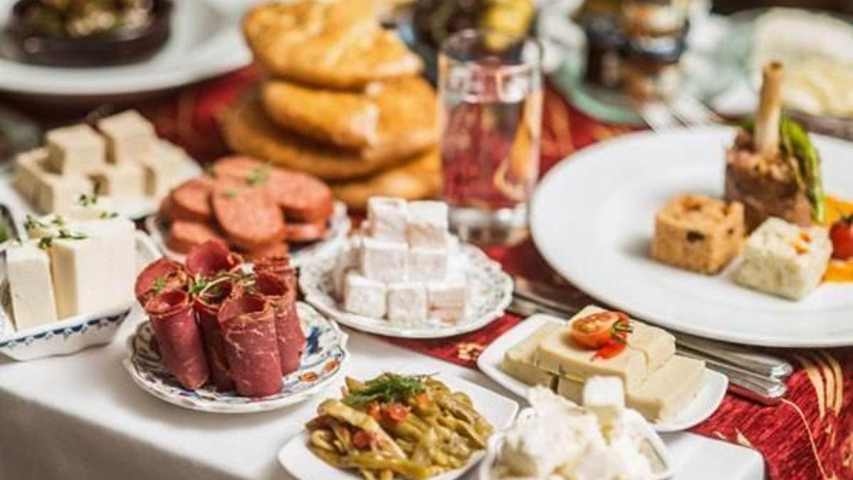 İftarda neler yenmeli? İşte en güzel iftar menüsü ve yemek