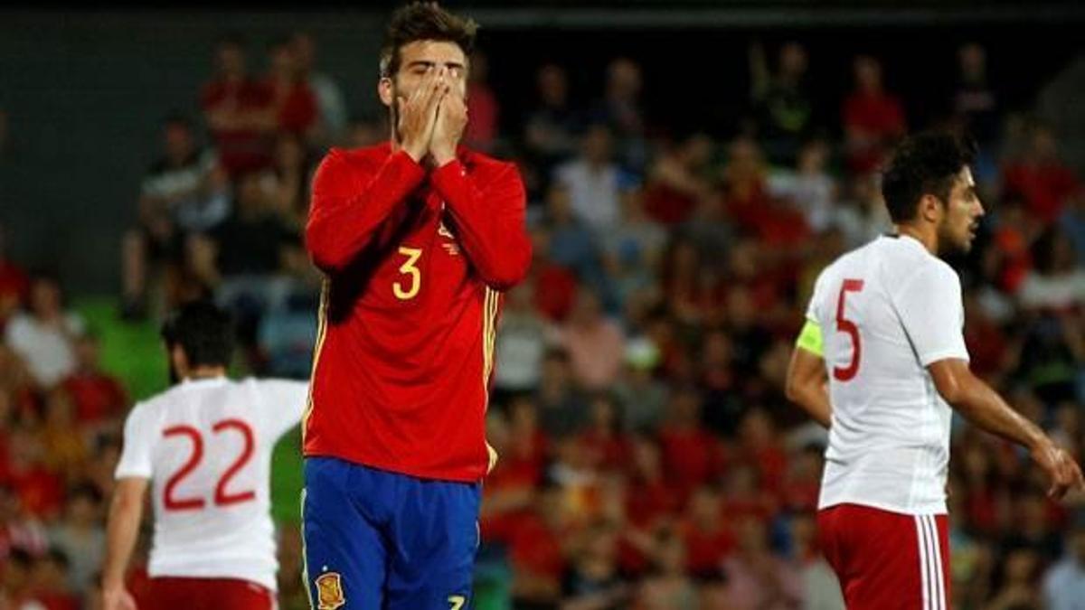 EURO 2016 öncesi İspanya'dan kötü prova