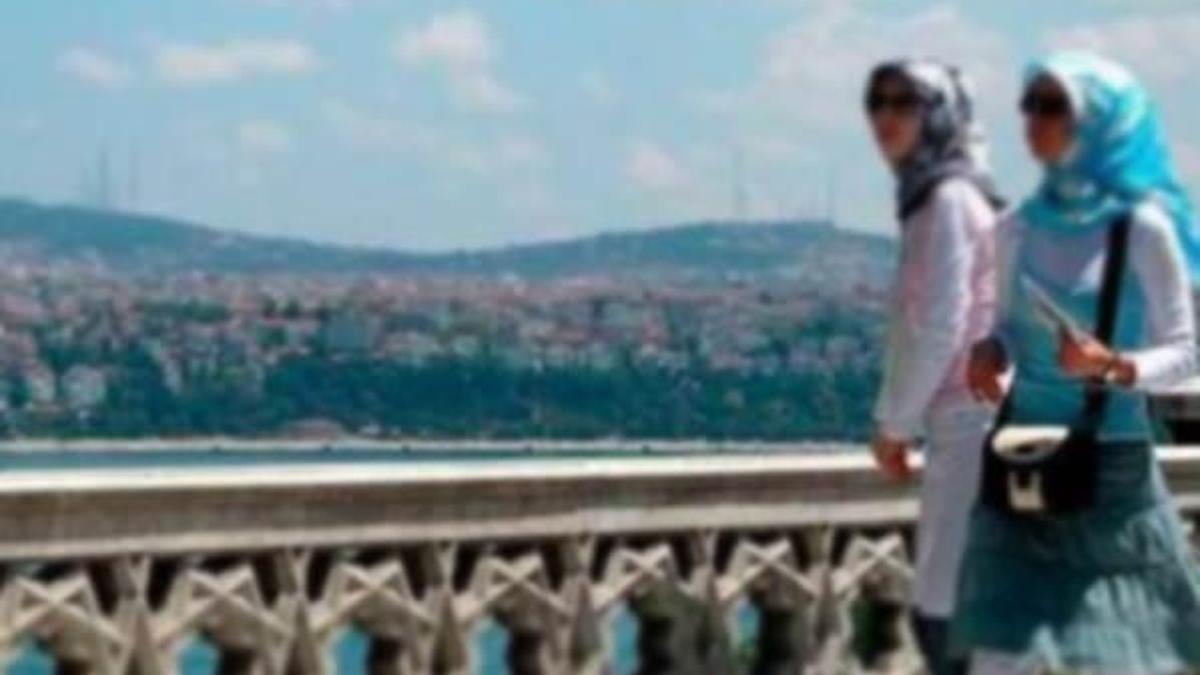 Hükümetten Müslüman dostu turizm