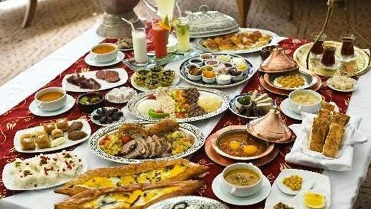 İftar sofrasında nasıl beslenilmeli? Enfes Ramazan menüsü ve yemek tarifleri