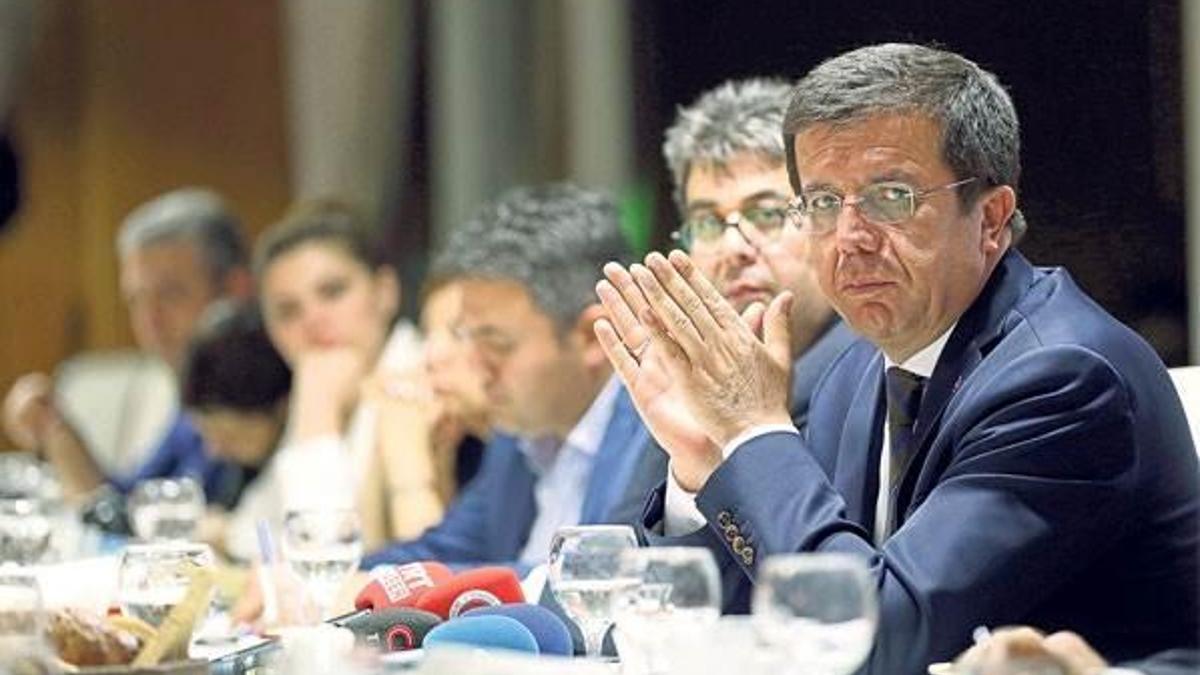 3-4 firma belirleyip onları ‘Dev’ yapalım