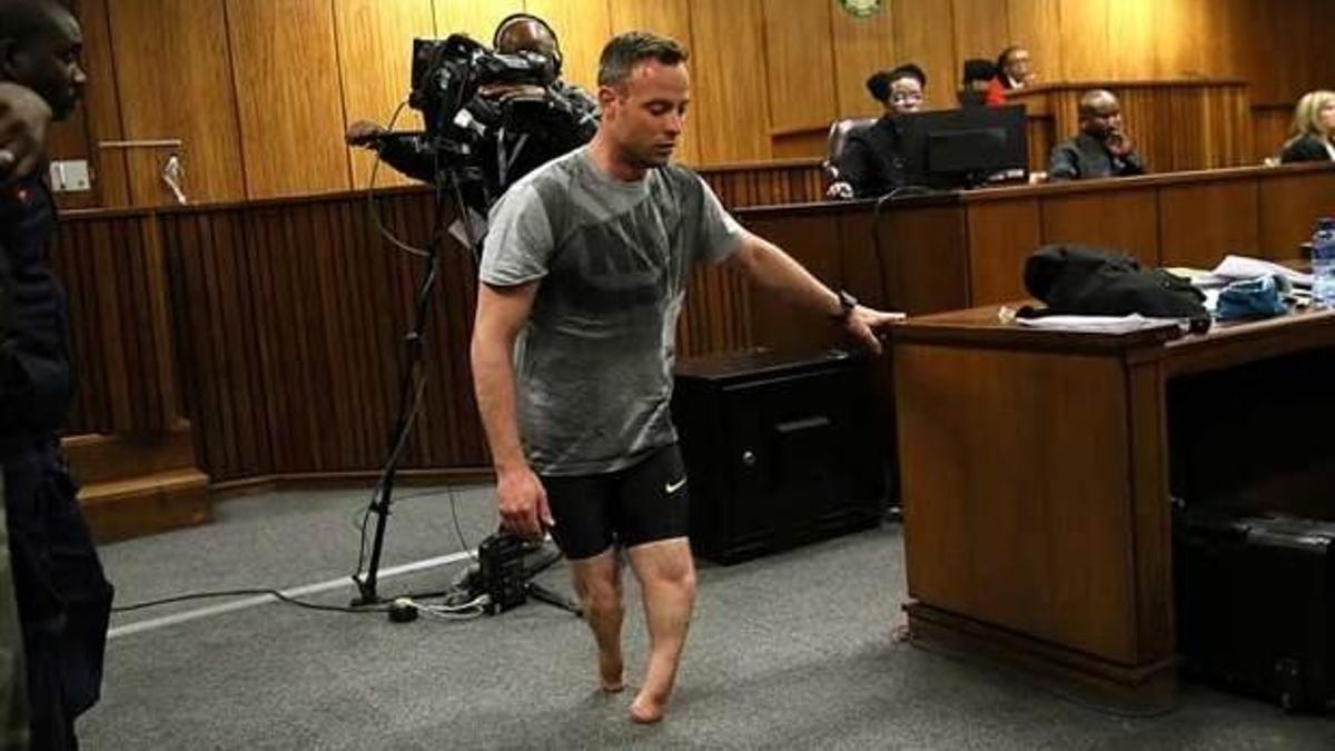 Pistorius mahkemede protezsiz yürüdü