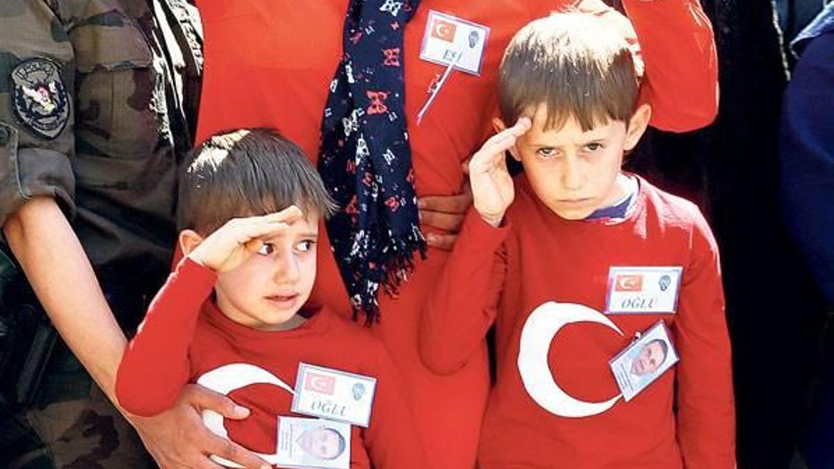 Şehit oğlundan ağlatan mektup