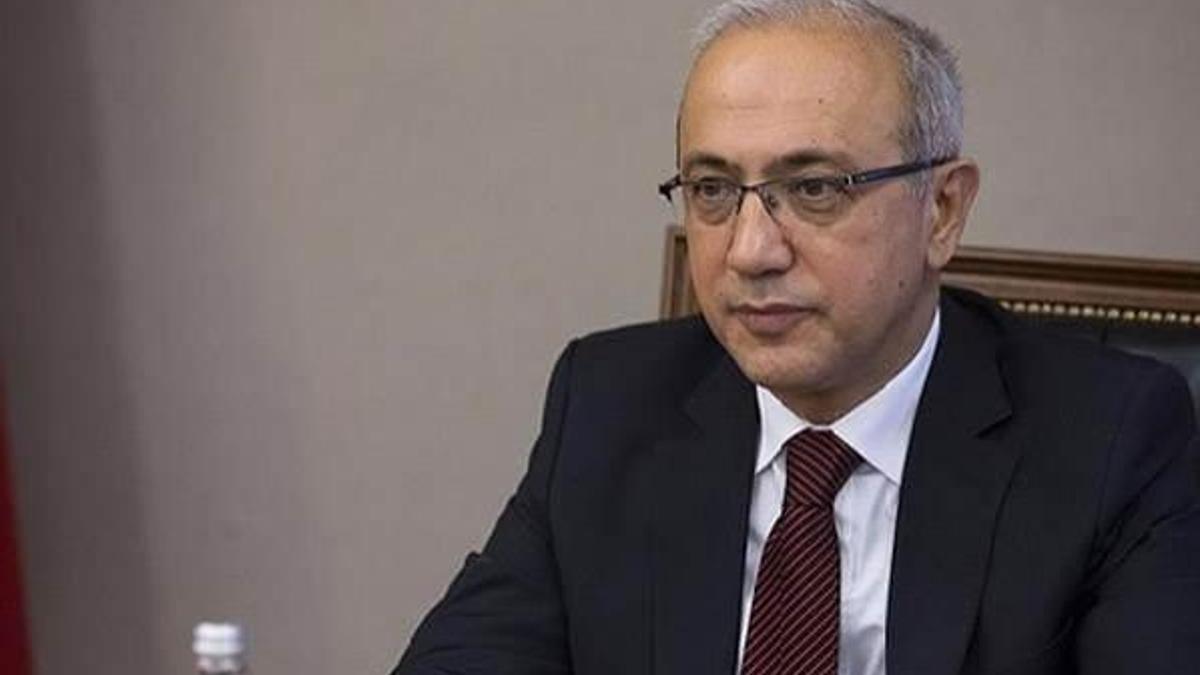 Bakan Lütfi Elvan'dan yurt dışındaki 5 milyon Türk'e çağrı