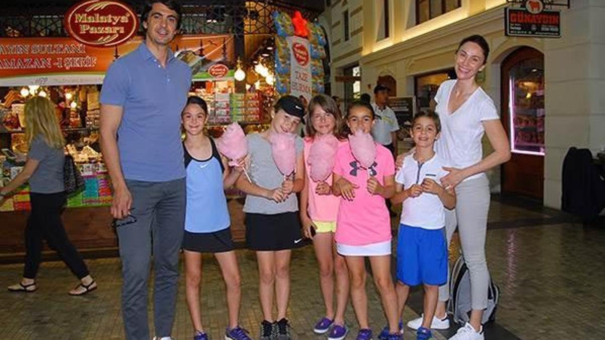 Mutlu aile tablosu