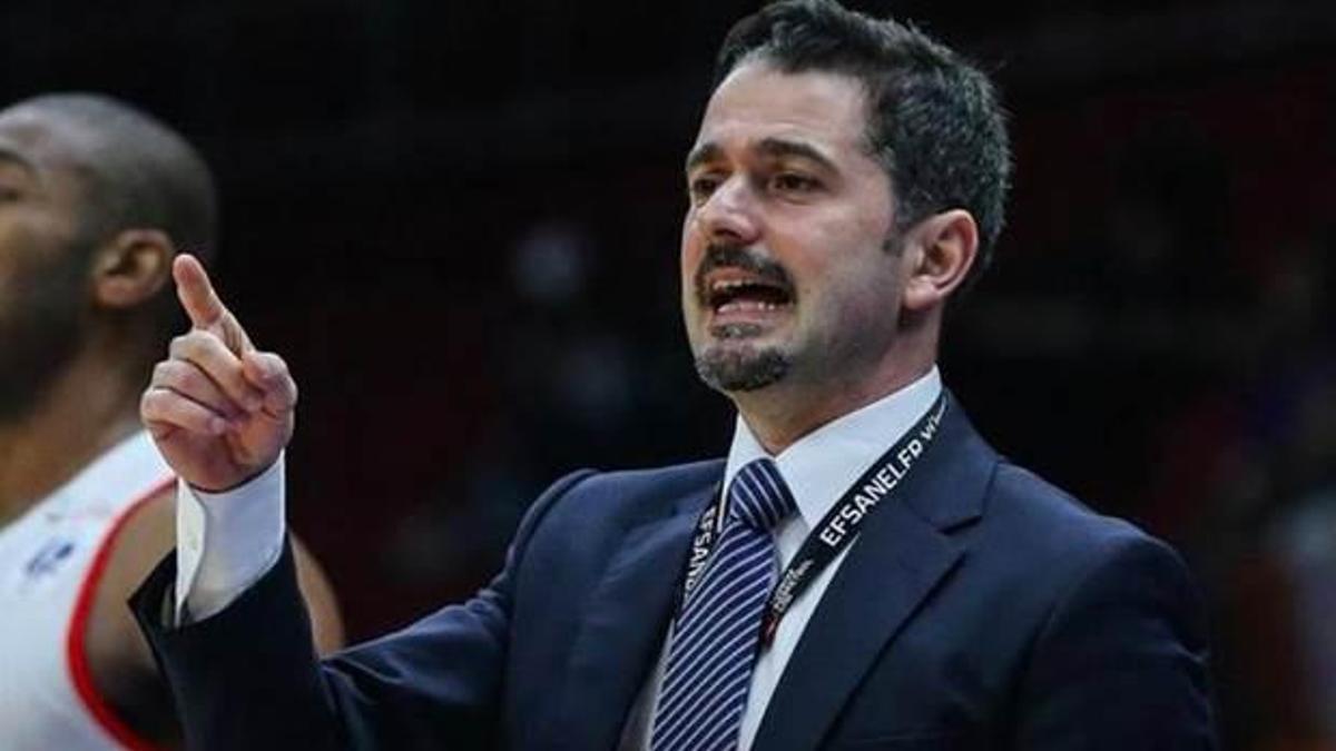 Ahmet Çakı Alba Berlin'de!