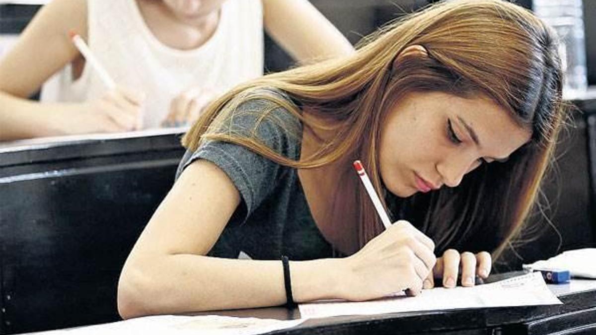 Kızlar LYS’de daha iyi ama gözde bölümlere erkekler yerleşiyor