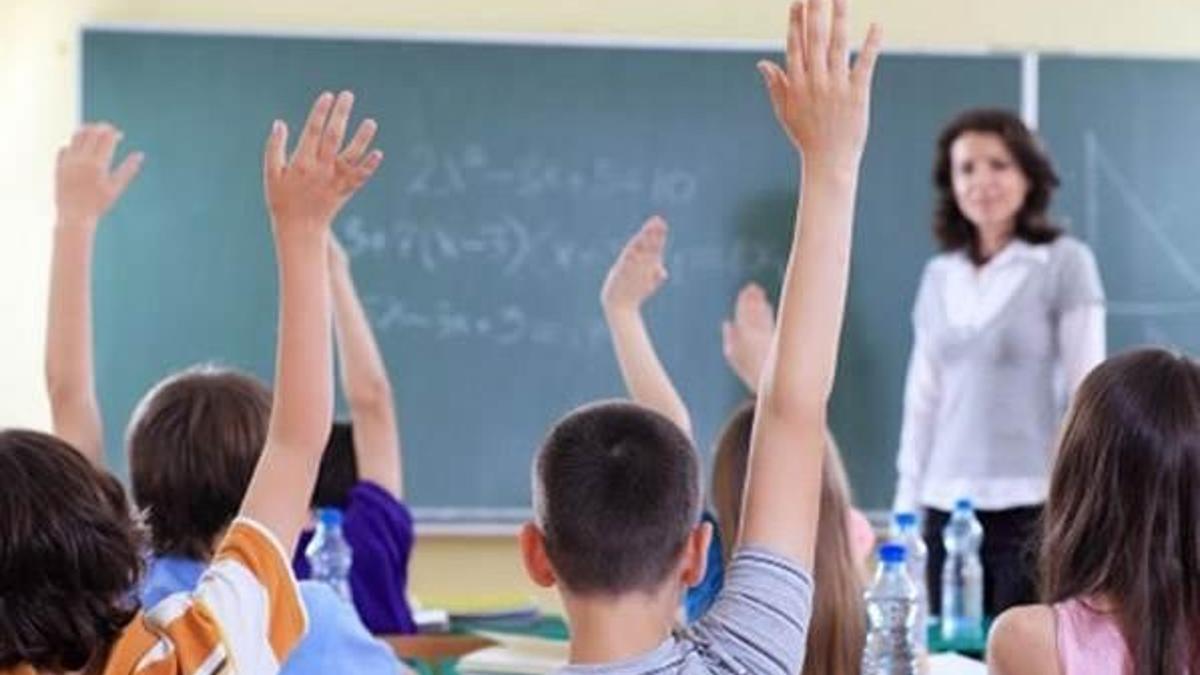 Atanamayan öğretmenler Suriyelileri eğitecek