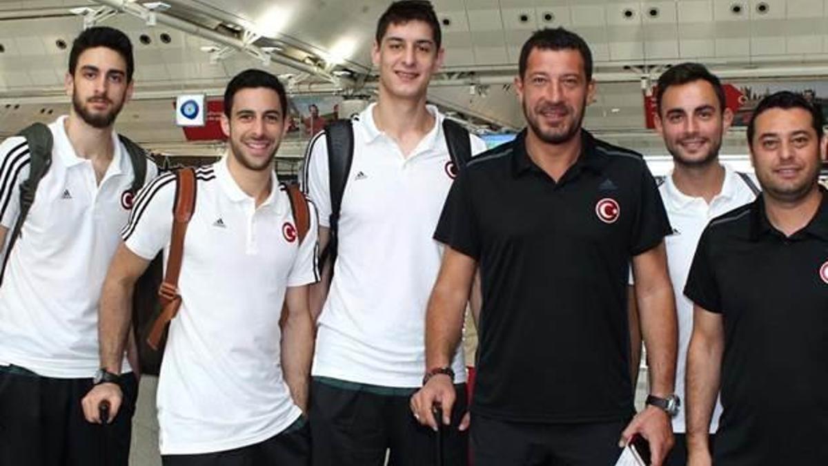 12 Dev Adam Yunanistan’a gitti