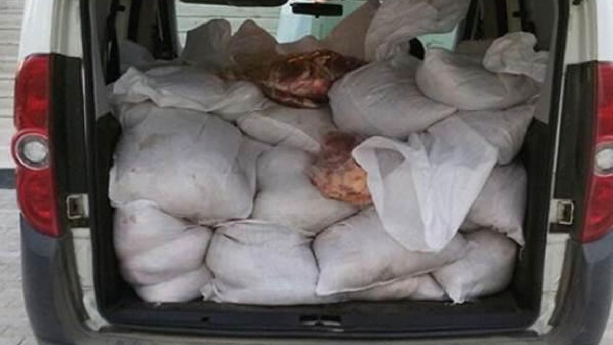 Edirne'de 1 ton kaçak et ele geçirildi!