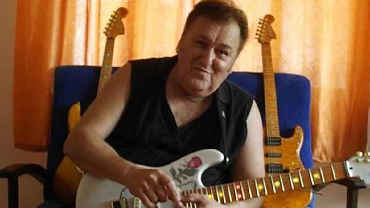 Ünlü gitarist Asım Can Gündüz hayatını kaybetti