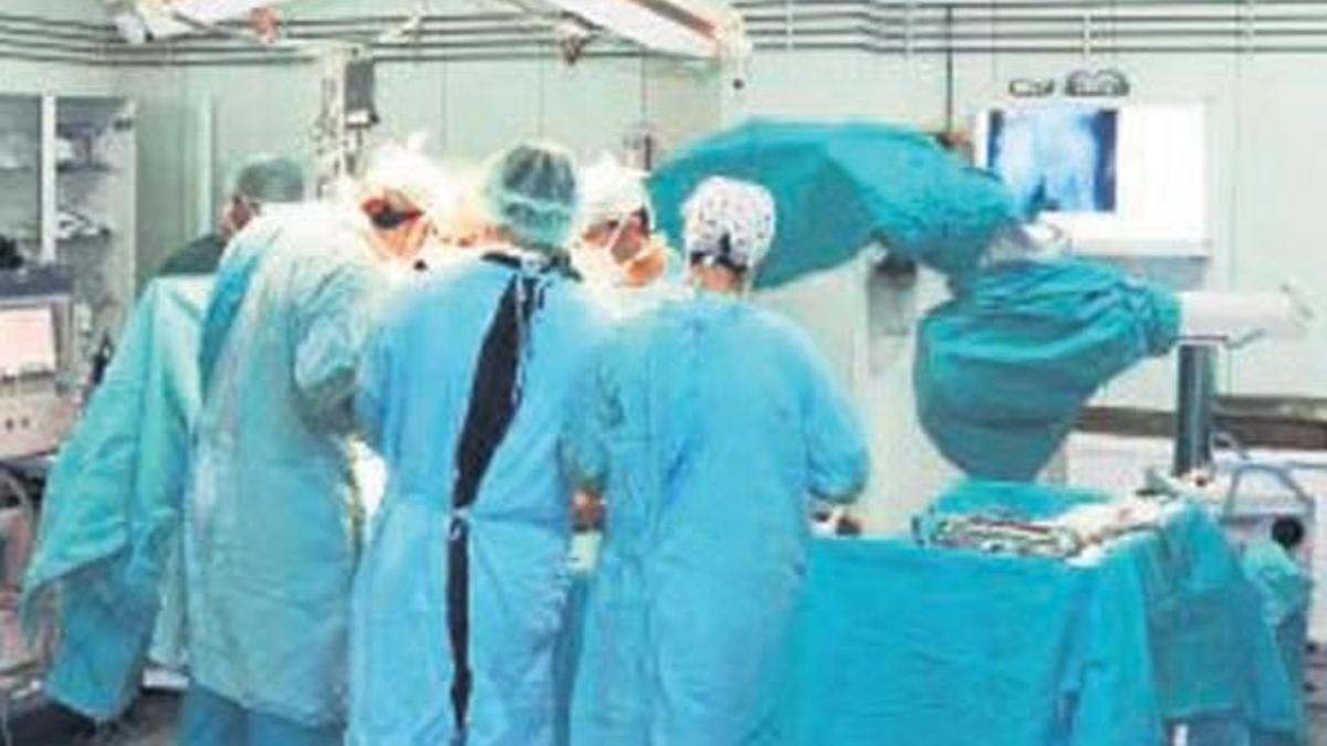 Azerbaycan’da doktor hastanın sağlam ayağını kesti