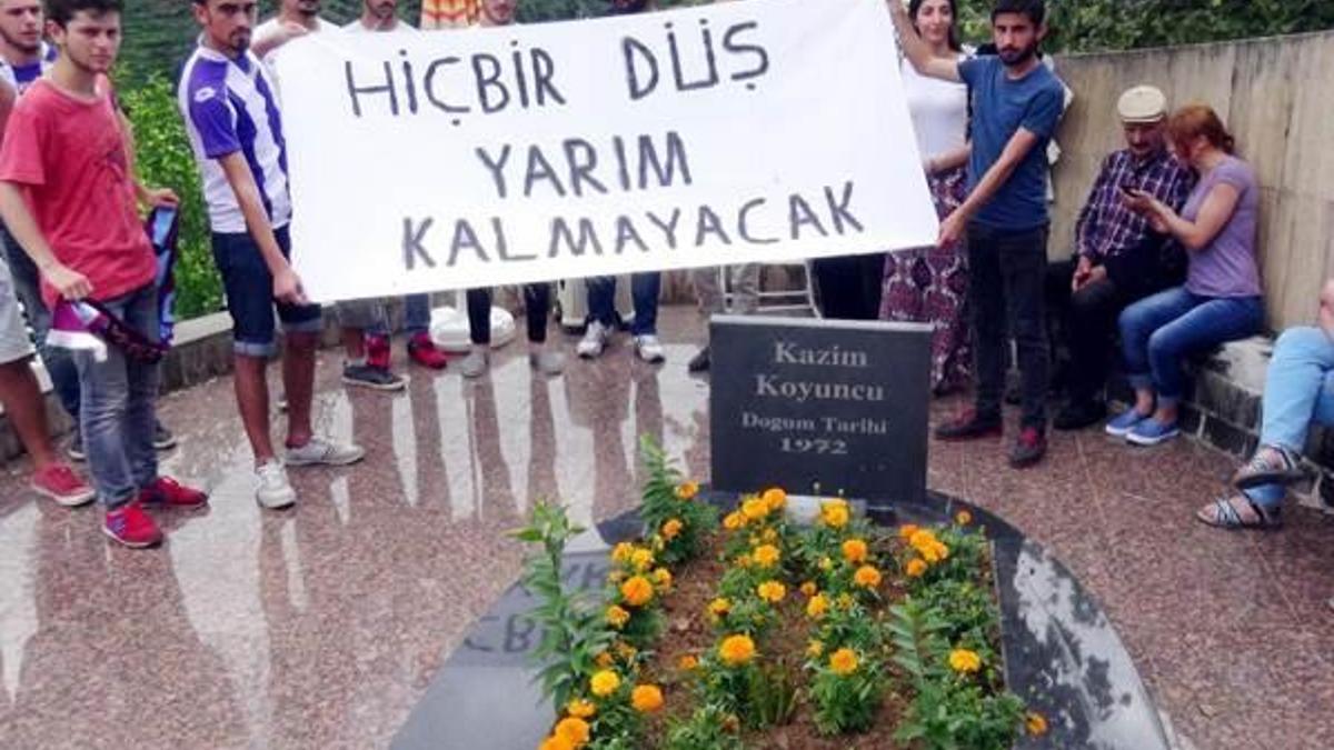 Kazım Koyuncu, 11’inci ölüm yıldönümünde mezarı başında anıldı