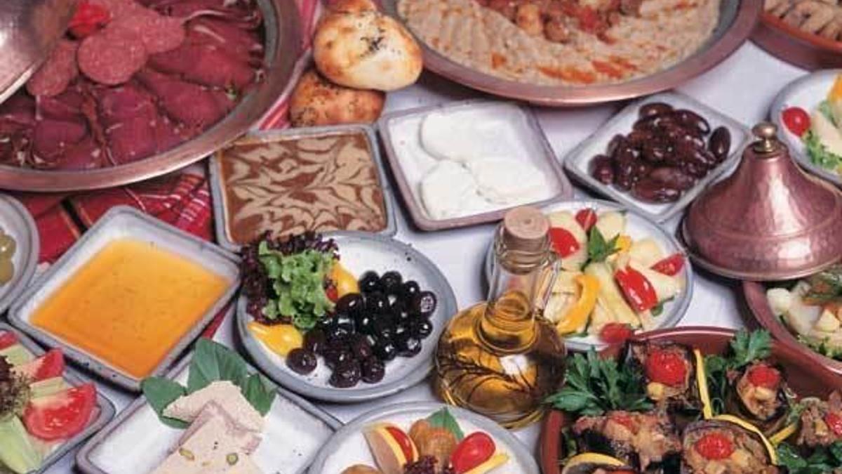 En güzel Ramazan menüleri ve iftar sofraları için pratik yemek tarifleri!