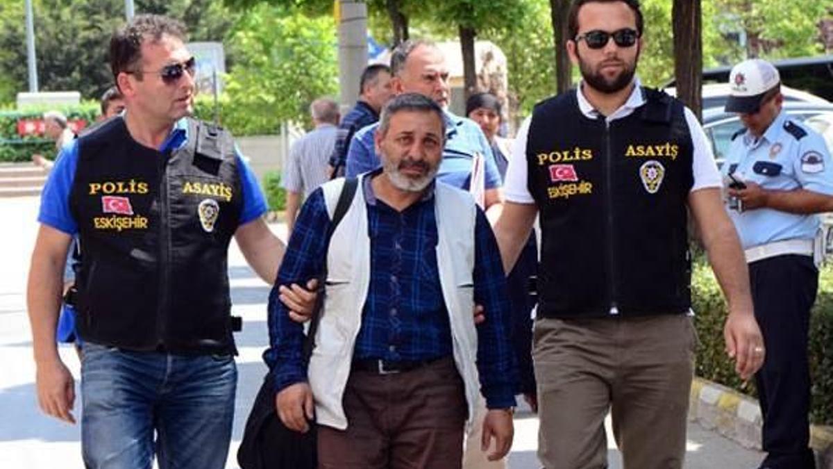 ’Beni peygamber gönderdi’ diyerek vatandaşları dolandırdı