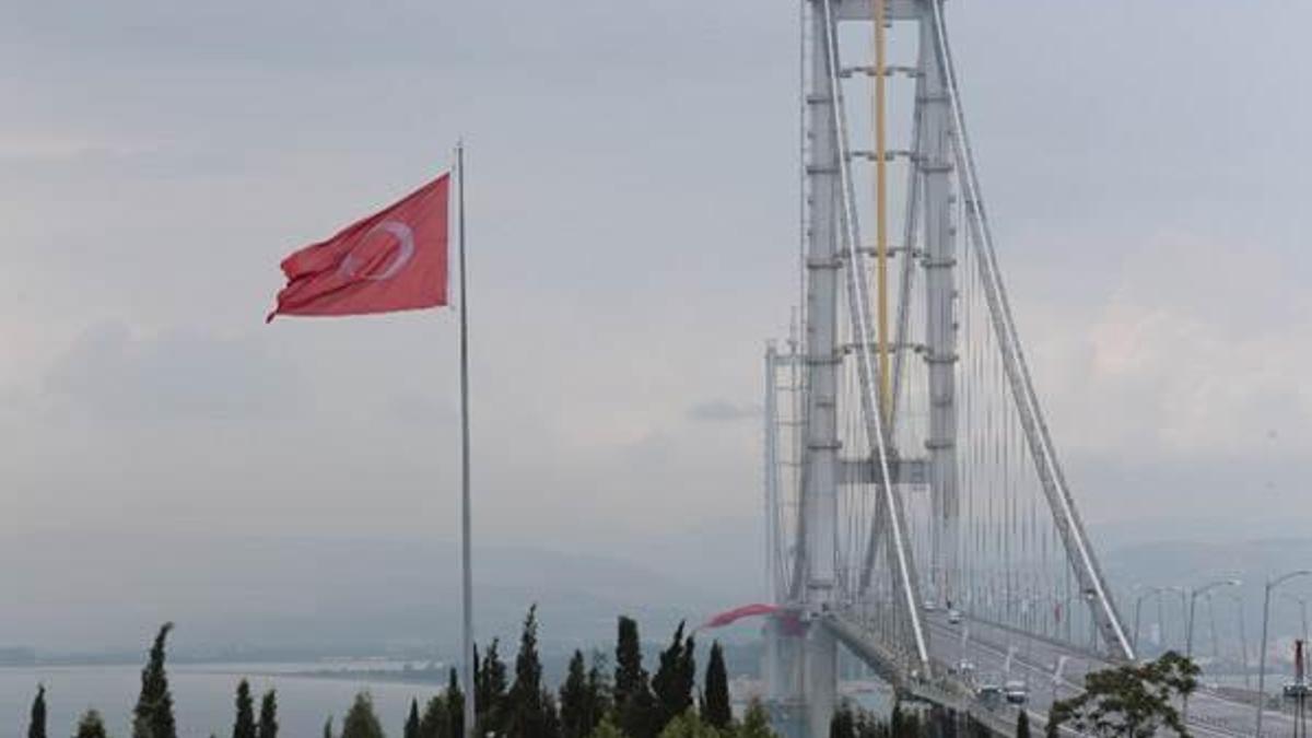 Osmangazi Köprüsü açıldı