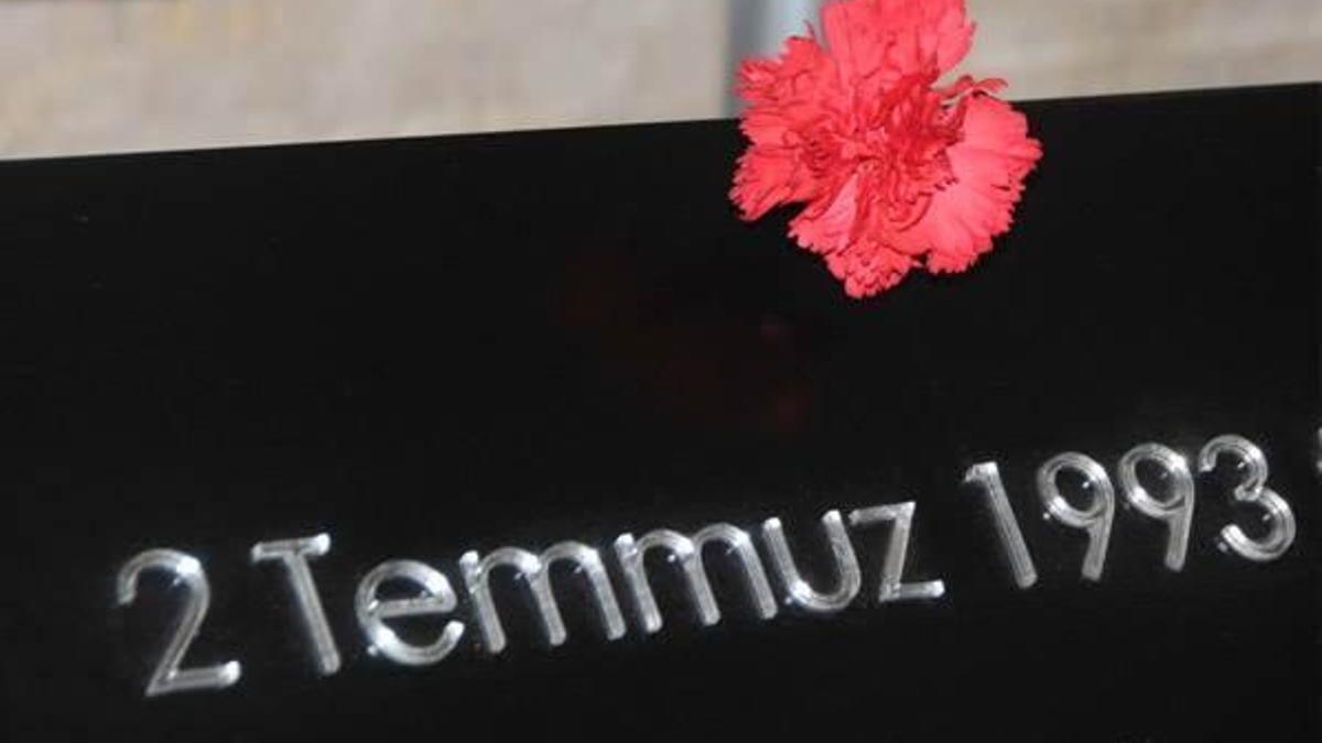 Madımak katliamının 23’üncü yılında ölenler anıldı