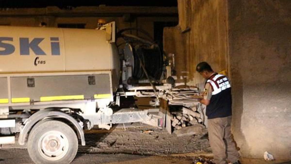 Belediye işçisi, vidanjör ile duvar arasında sıkışıp öldü