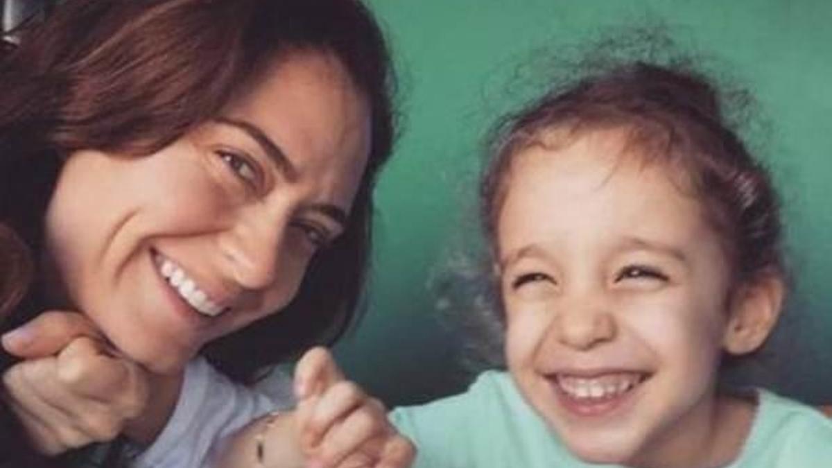 Ceyda Düvenci'nin kızından haber var!