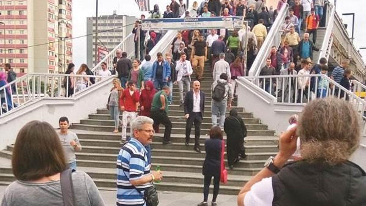 Seyyar satıcılar ayda 4 bin kazanıyor!