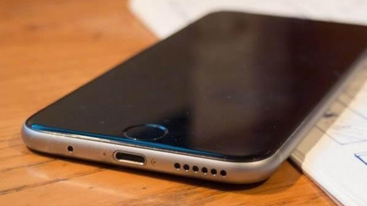 Apple nihayet ısrarından vazgeçiyor!