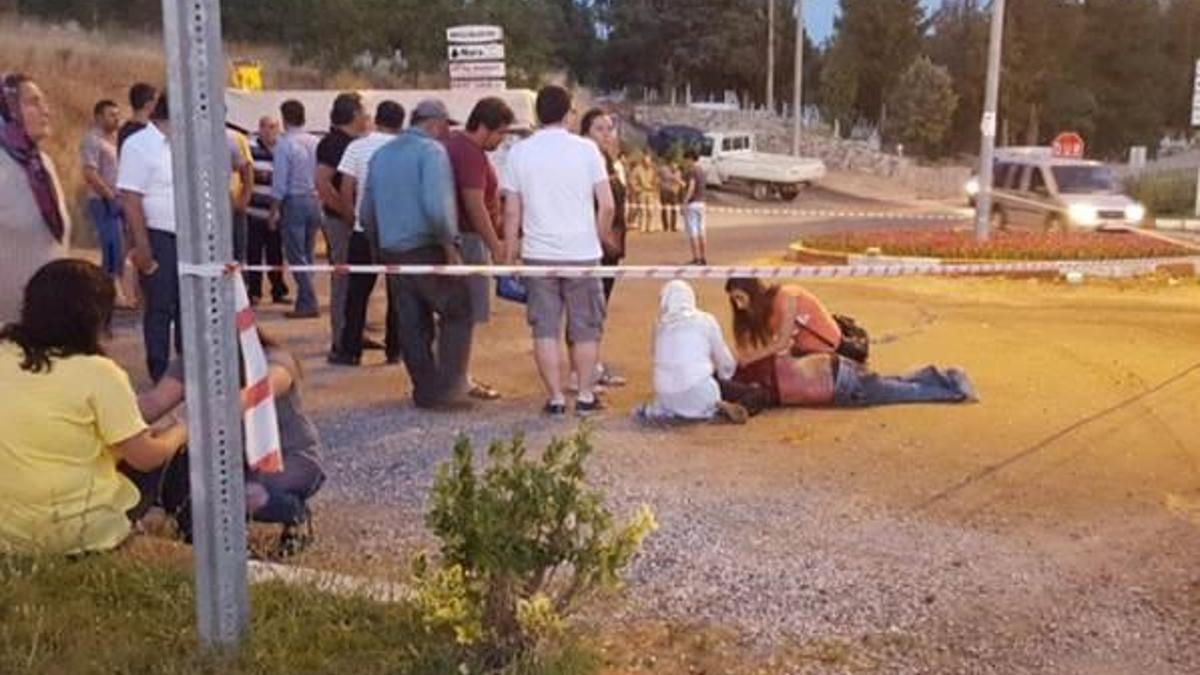 Anne ve babasının gözü önünde kamyon çarpan Yusuf öldü