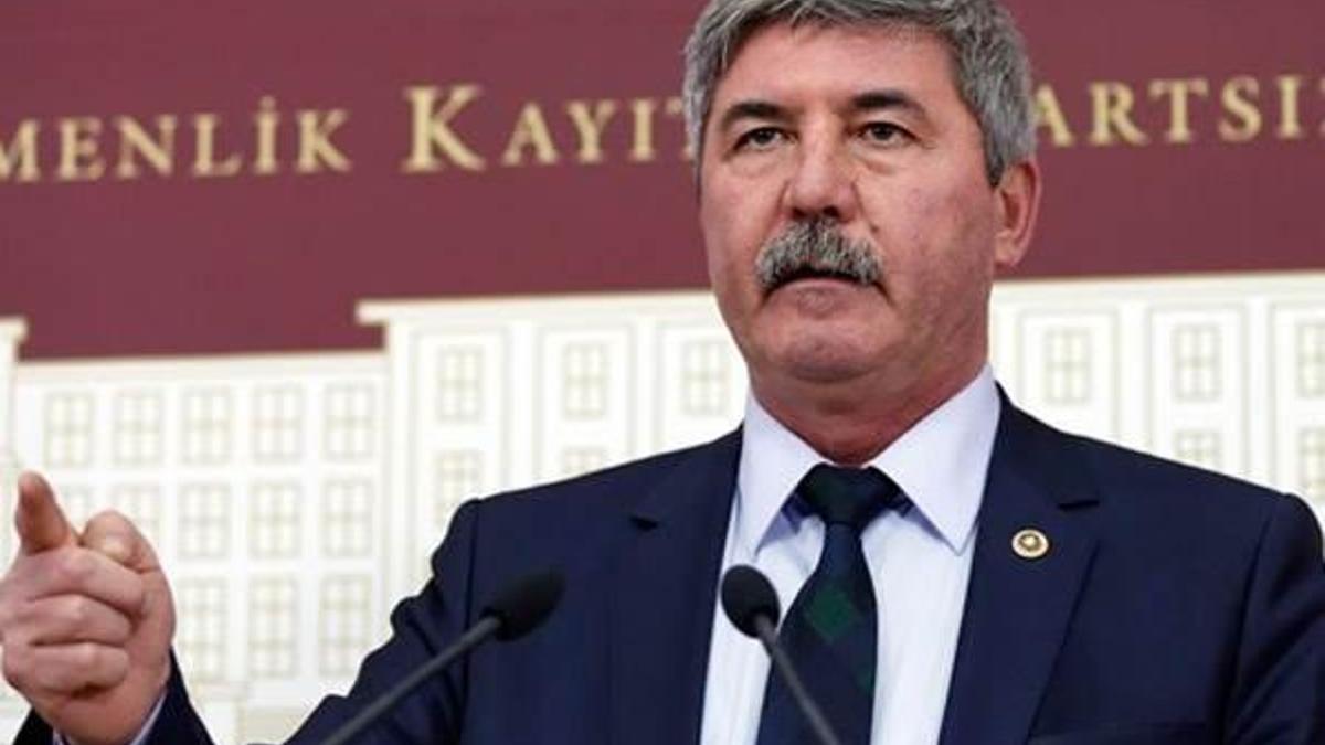 CHP'li Havutça'nın polisle "çakar" tartışması